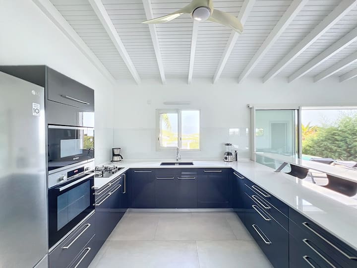 Villa avec piscine et vue mer — vue 5