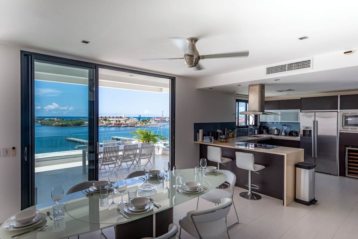 Penthouse panoramique sur le lagon — vue 9